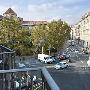  Апартаменты Estudiantes Balmes